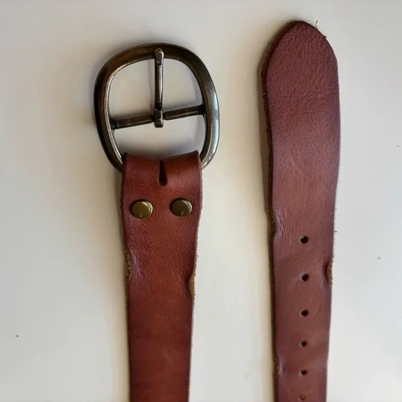 Lucky Brand Classic Brown Leather Belt - Picture 2 of 4